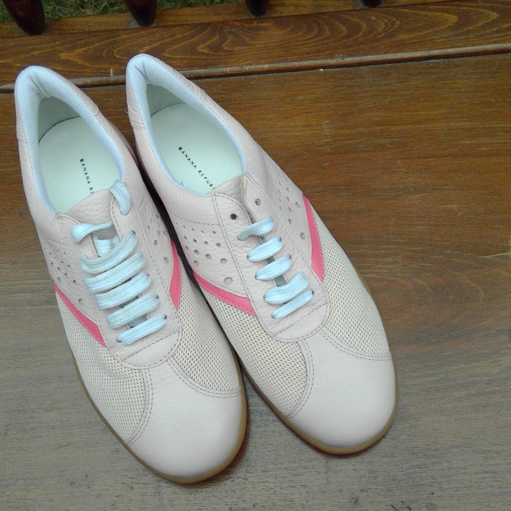Pink Leather Banana Republic Tennis Shoes Sz 5.5
